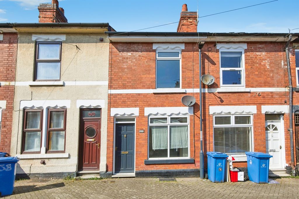 Property photo 1 of 17