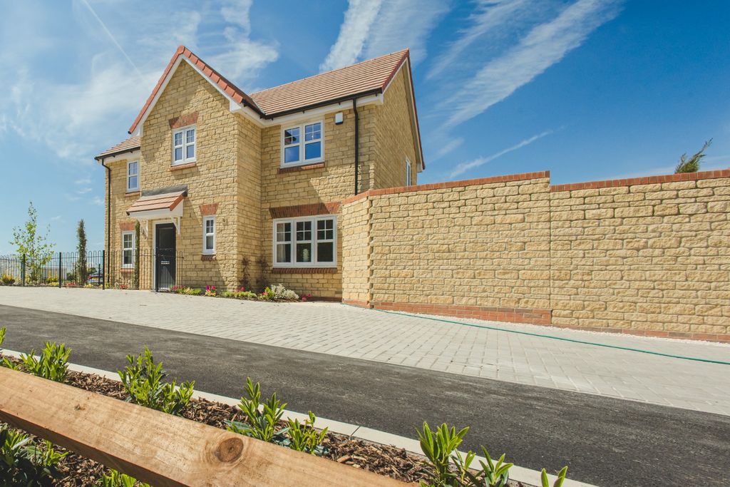 Property photo 1 of 19 5124651