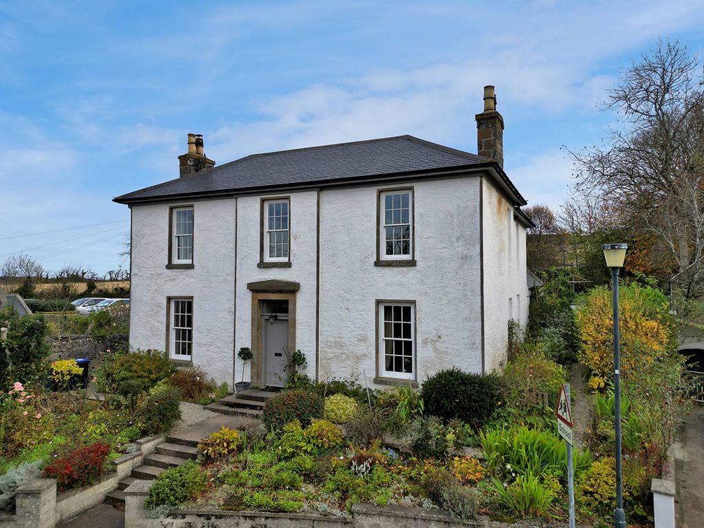 Property photo 1 of 30
