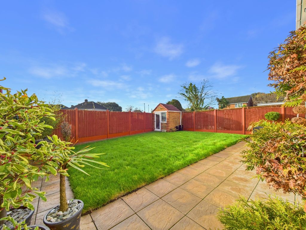 Property photo 3 of 25 4821677