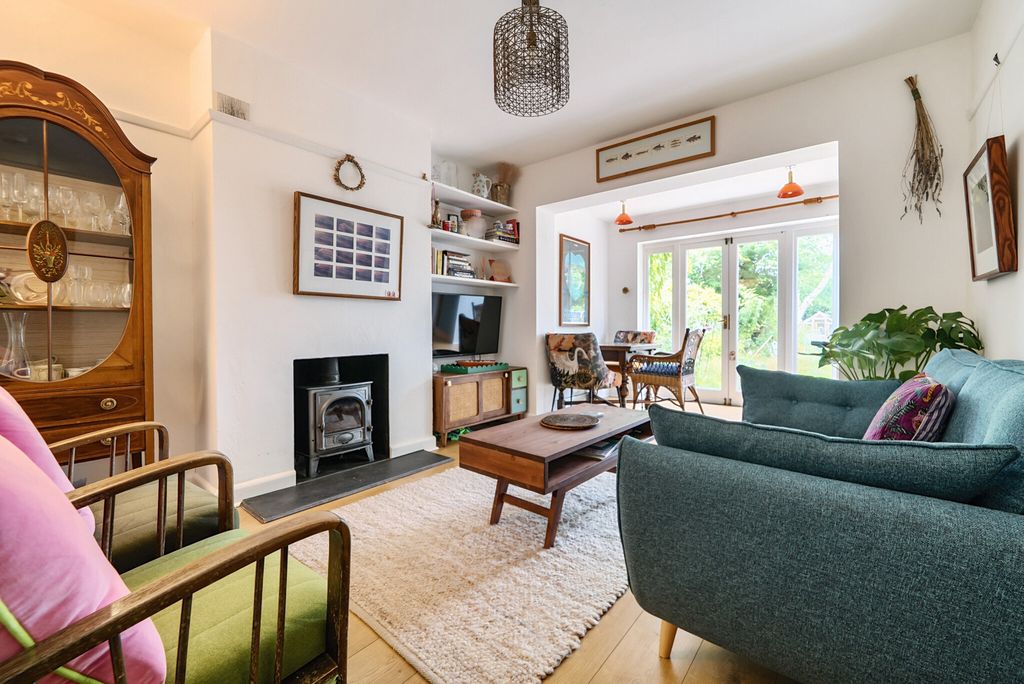 Property photo 2 of 28 1324423-22-6874F1...