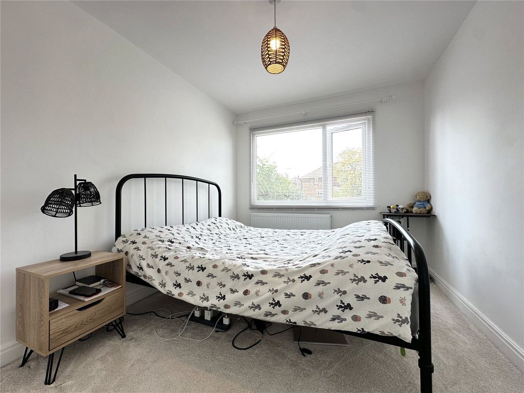 Property photo 3 of 13 Picture No. 02