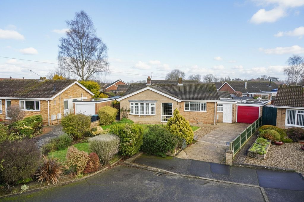 Property photo 1 of 25