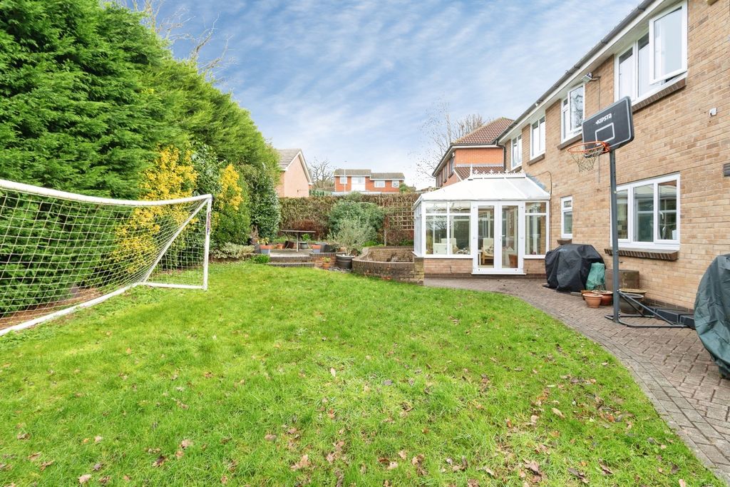 Property photo 2 of 21 Pbox-Img.Jpg