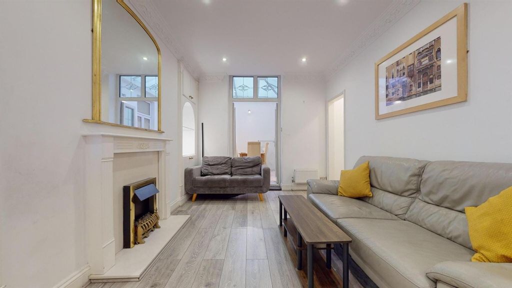 Property photo 3 of 22 66c46c96793F54Ceea44Bb5B_3c64c8d64Ccde2c1847Dfaa89