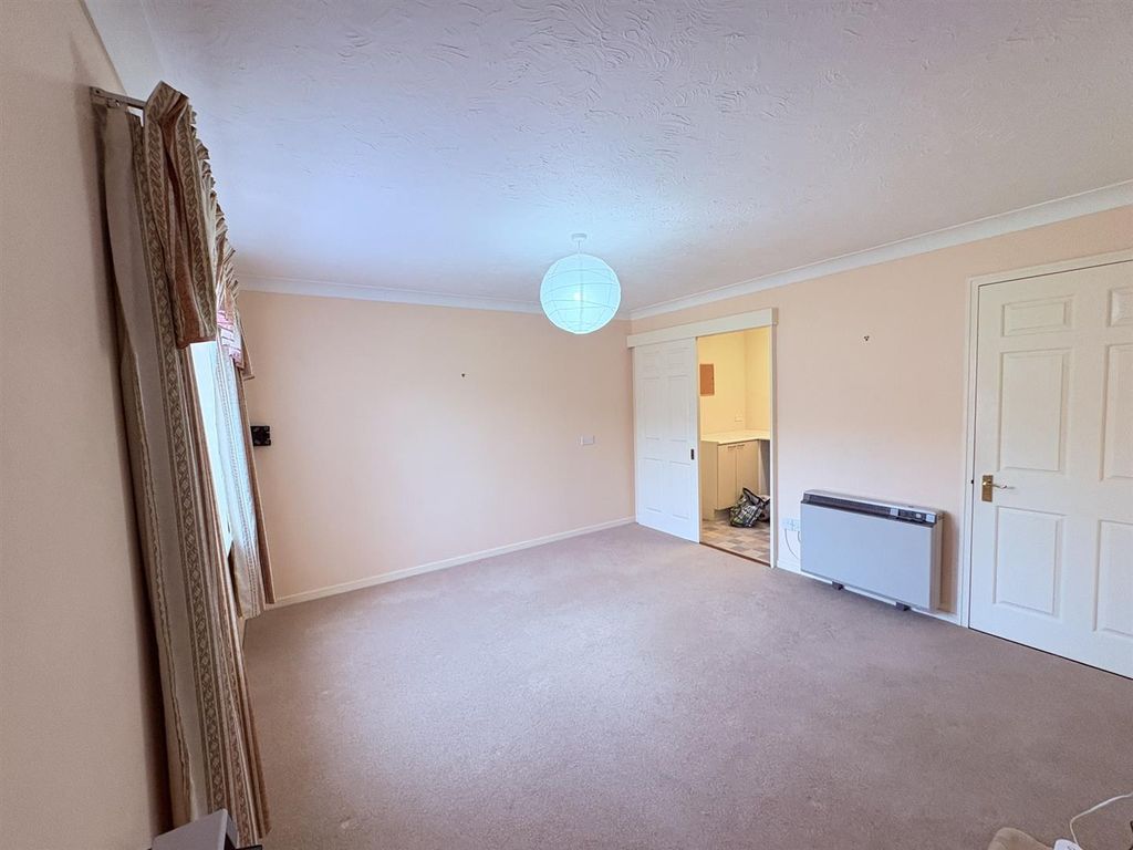 Property photo 3 of 9 Img_2877.Jpeg