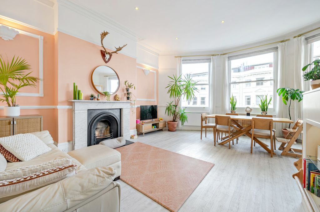 Property photo 2 of 13 1509886-26-1A01F3...