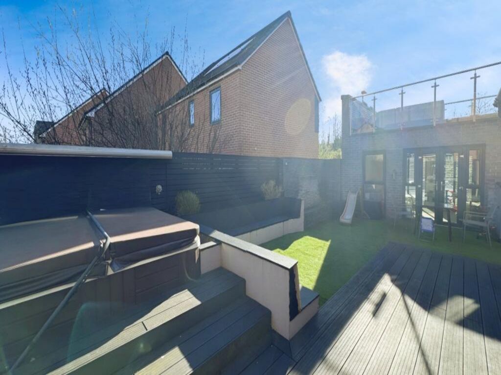 Property photo 2 of 29 Gallery