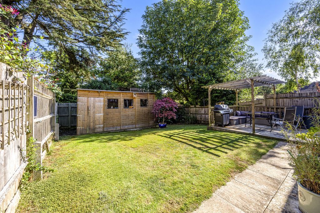 Property photo 3 of 25