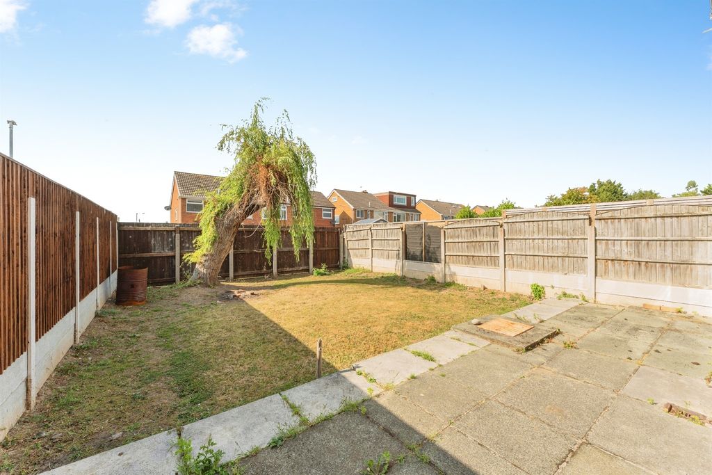 Property photo 3 of 20
