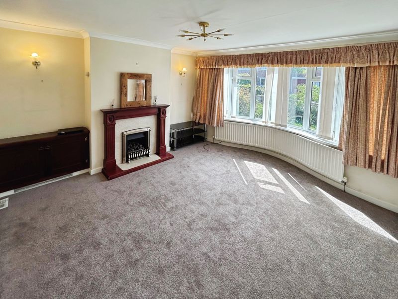 Property photo 3 of 12 Photo 11