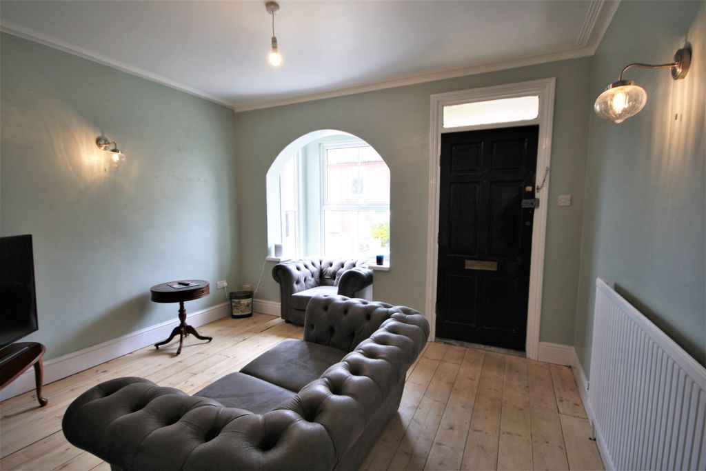 Property photo 3 of 11 Img_2085
