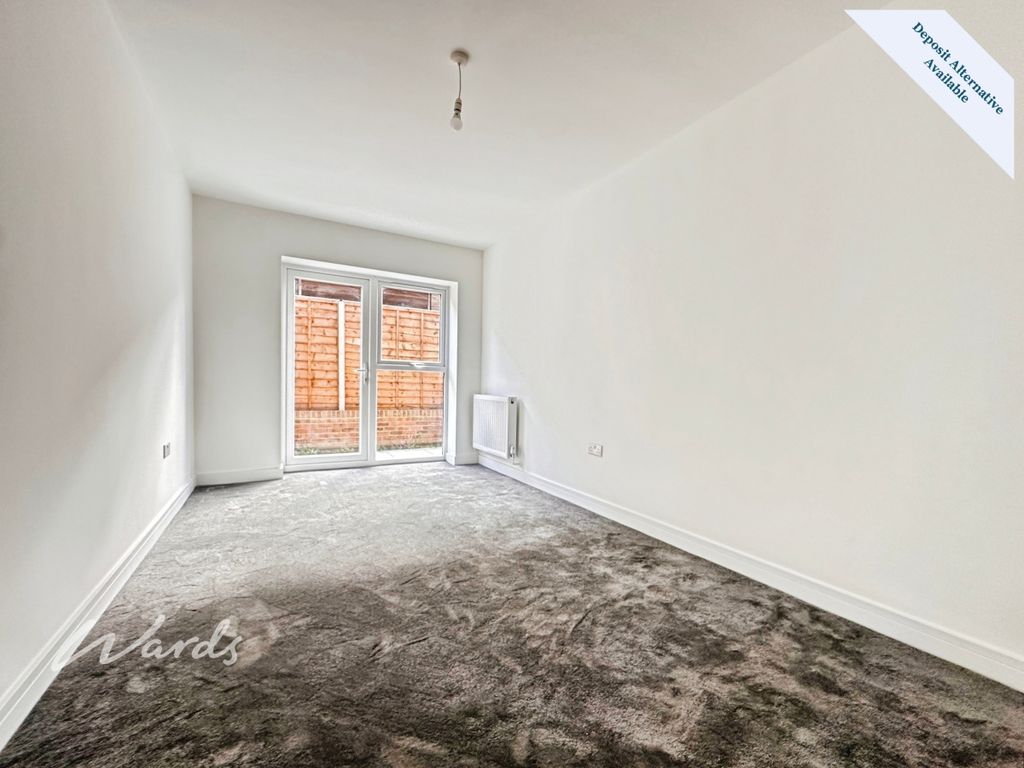 Property photo 3 of 24 Bedroom