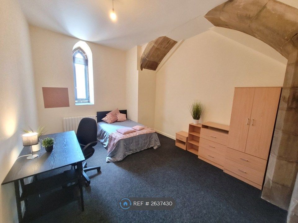 Property photo 2 of 9