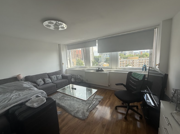 Property photo 2 of 10