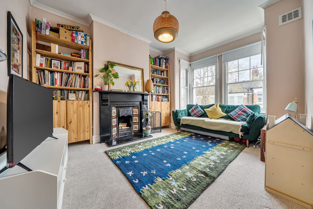 Property photo 2 of 19 Reception