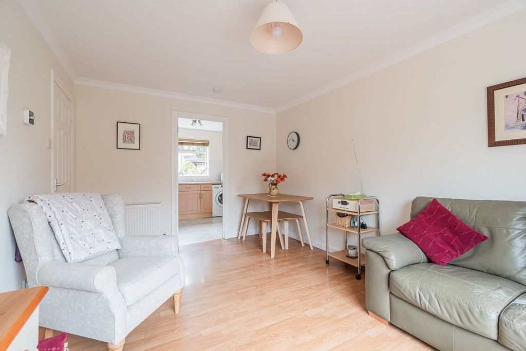 Property photo 3 of 10