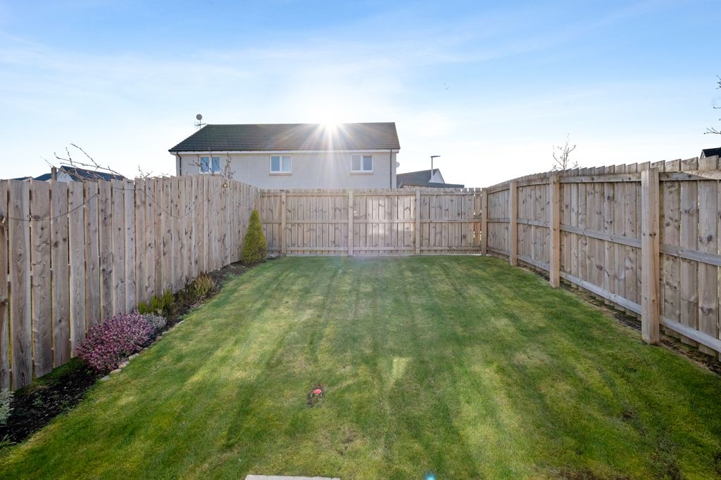 Property photo 2 of 21 Photo #2