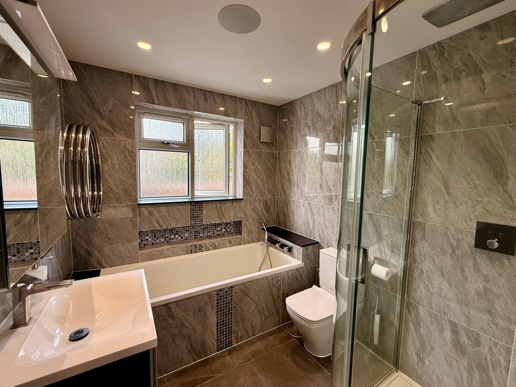 Additional image 9 of 5 bed semi-detached house for saleRavenor Park Road, Greenford UB6