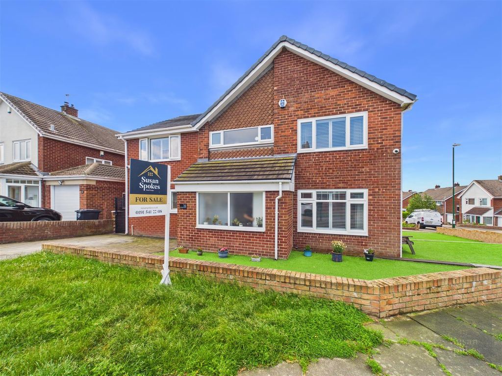 Property photo 1 of 27 Cam01858G0-Pr0276-Still039.Jpg