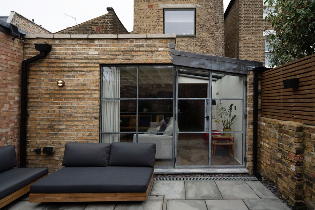 Property photo 2 of 21 259439 - Powell-Road-18.Jpg