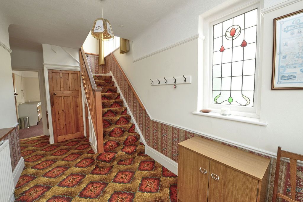 Property photo 2 of 24