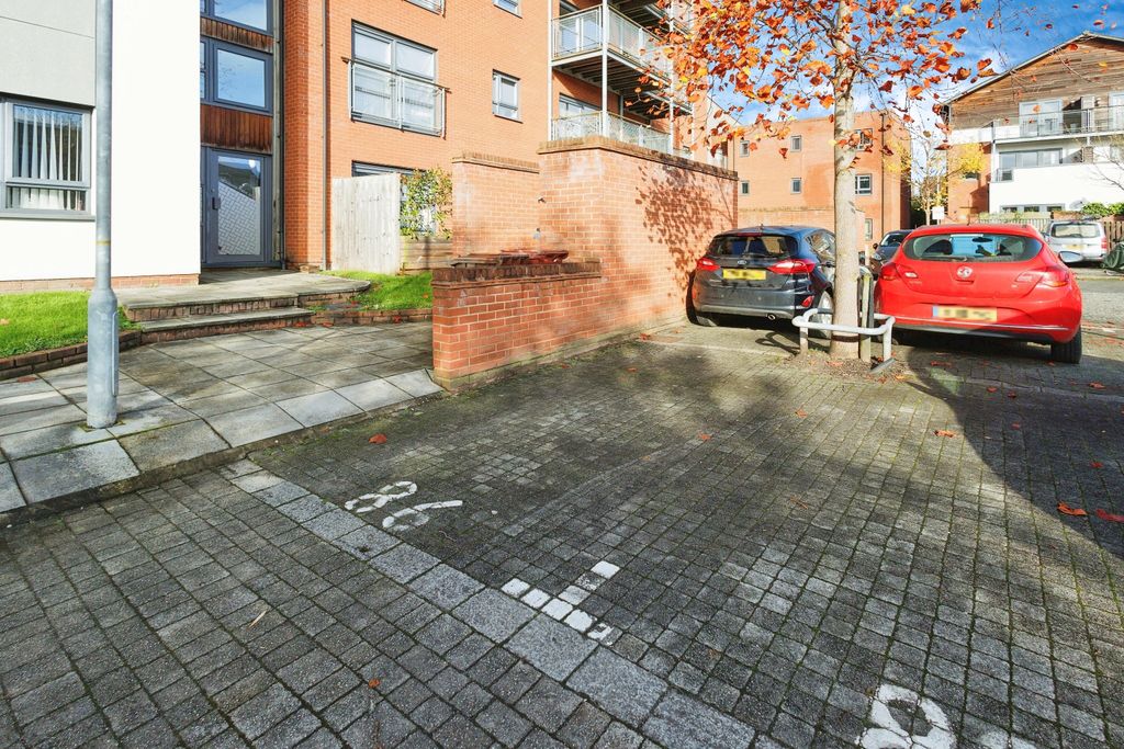 Property photo 2 of 6 Photography
