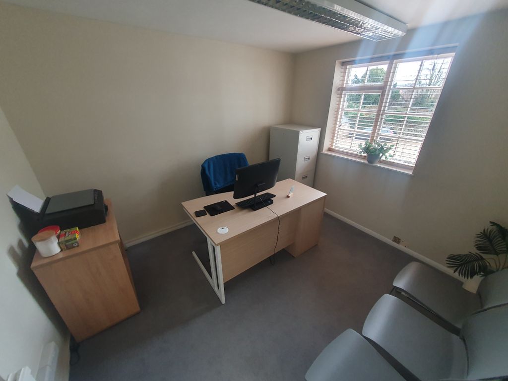 Property photo 2 of 5