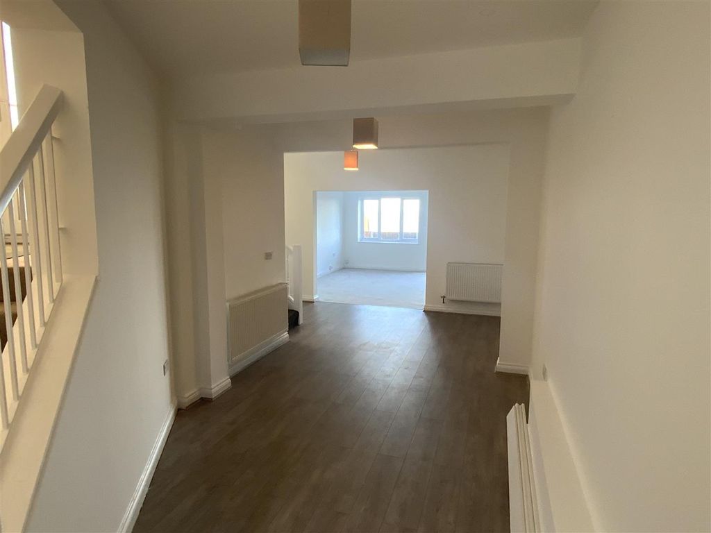 Property photo 3 of 14 Img_5458.Jpeg