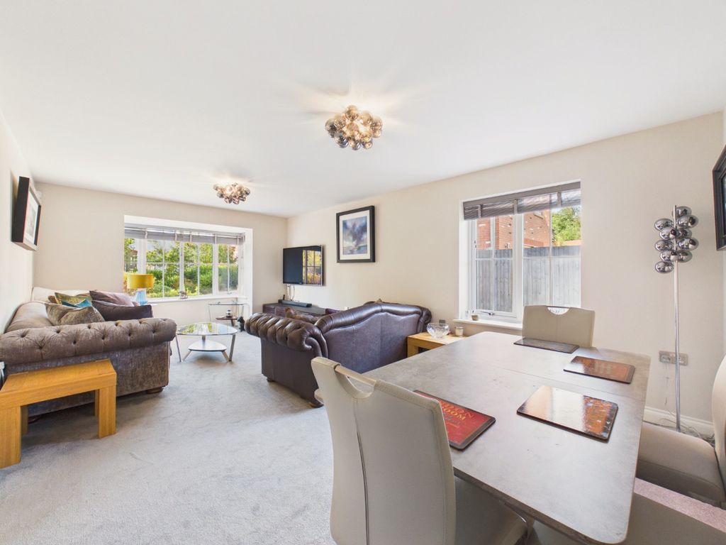 Property photo 3 of 28 5454079