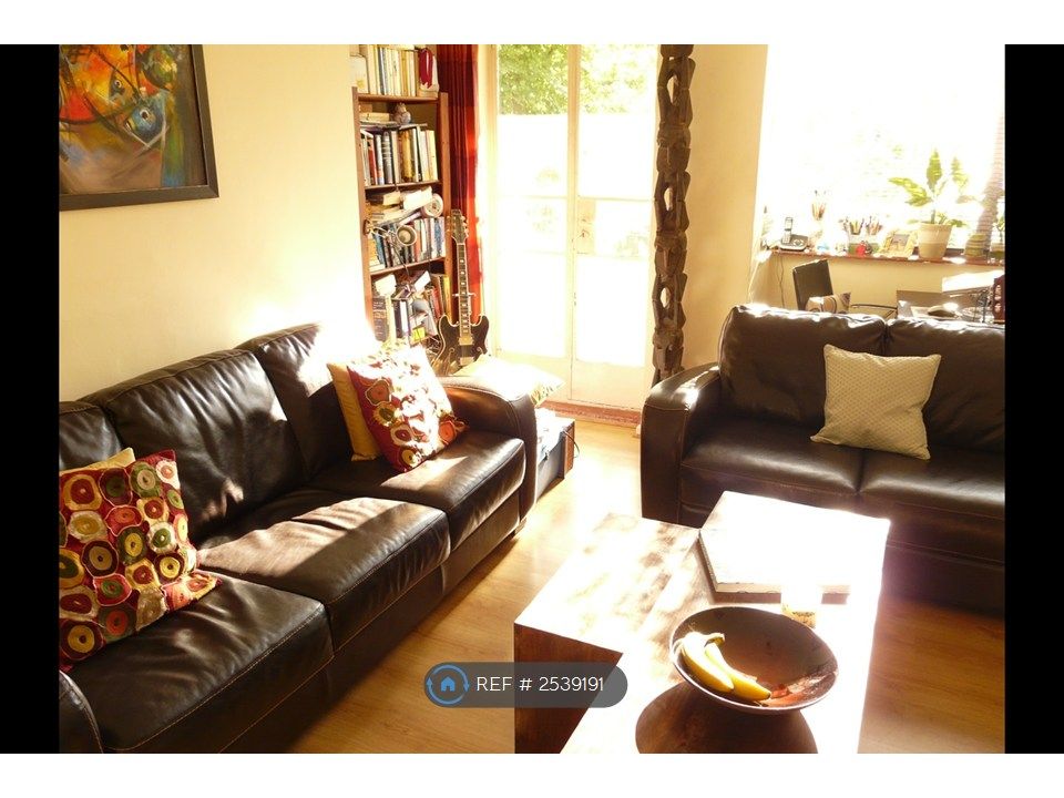 Property photo 3 of 19 Lounge Overlooking Gardens And Heath