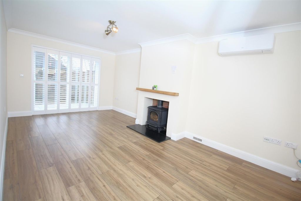 Property photo 2 of 25 Img_8288.Jpg