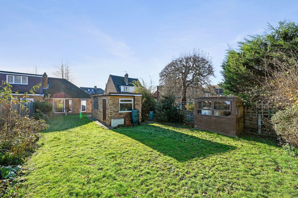 Property photo 3 of 12