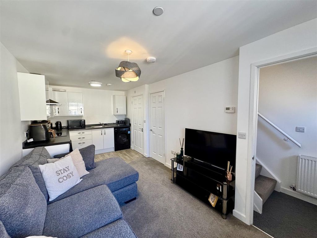 Property photo 2 of 12 Living Room