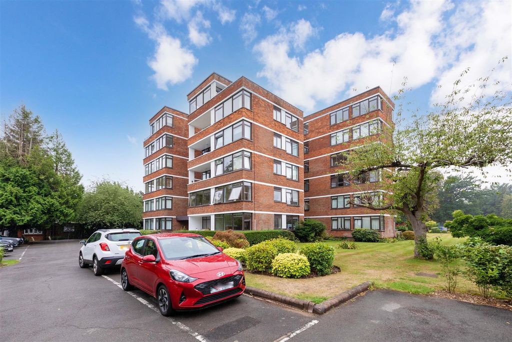 Additional image 20 of 2 bed flat for saleWoodhurst South Ray Mead Road, Maidenhead SL6