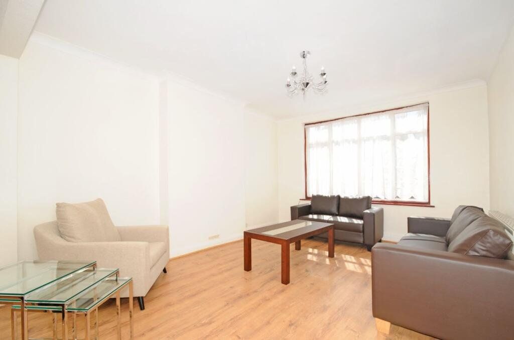 Property photo 2 of 11