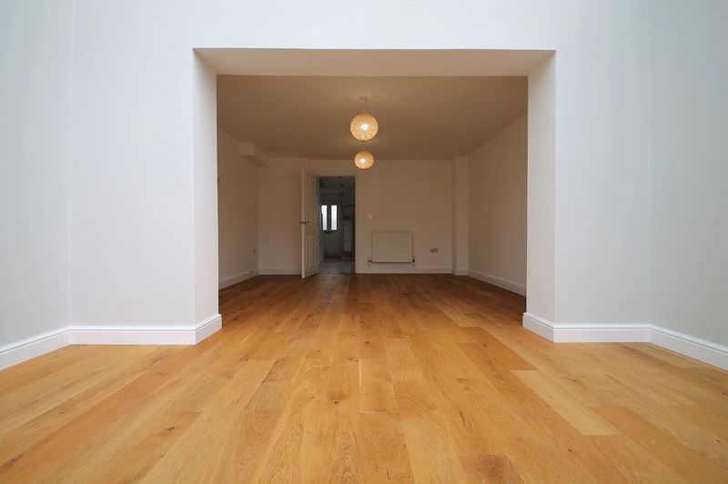 Property photo 2 of 13 Photo 3