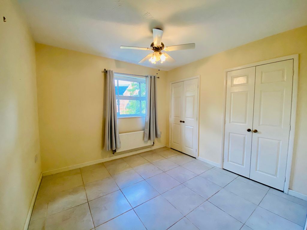 Property photo 3 of 8 Gallery