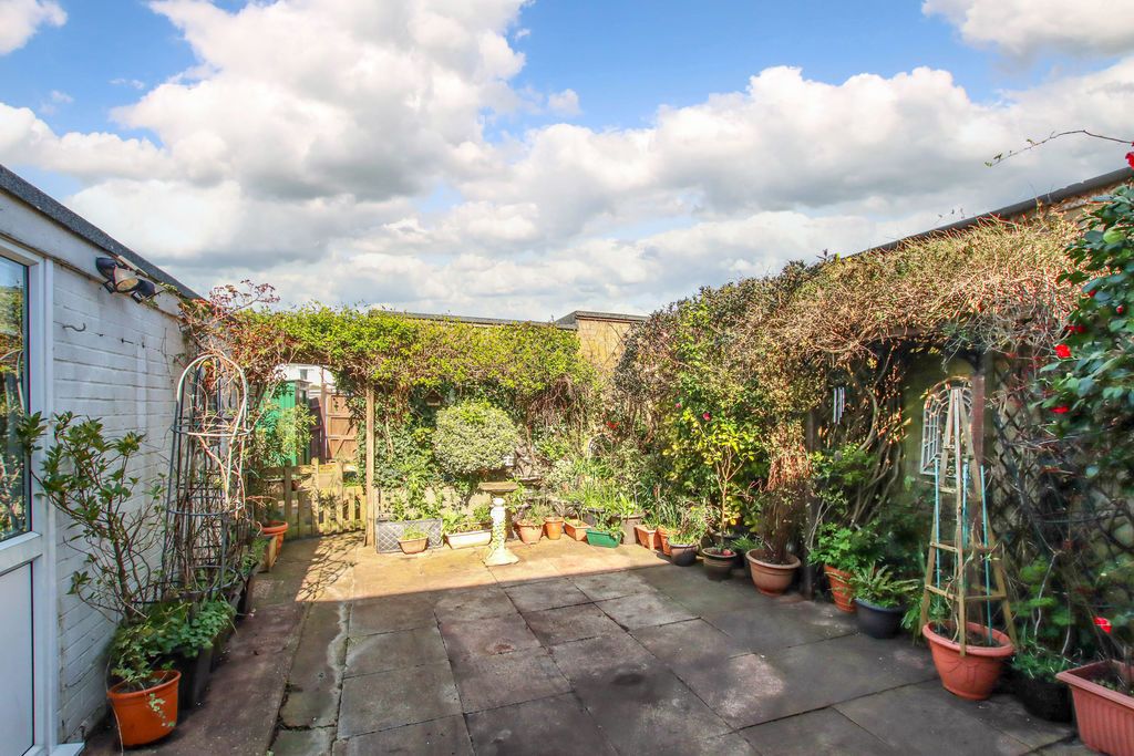 Property photo 3 of 21 Photo 3