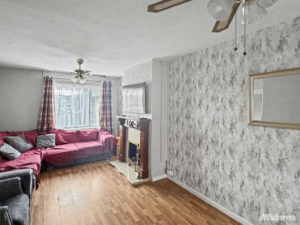 Property photo 2 of 24