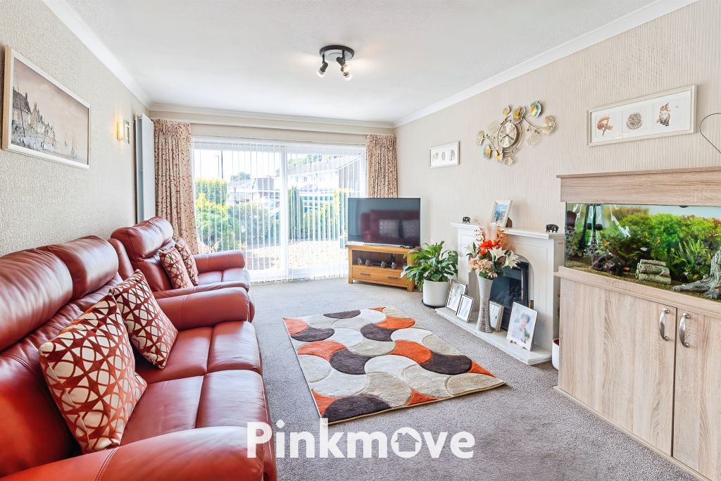 Property photo 3 of 25