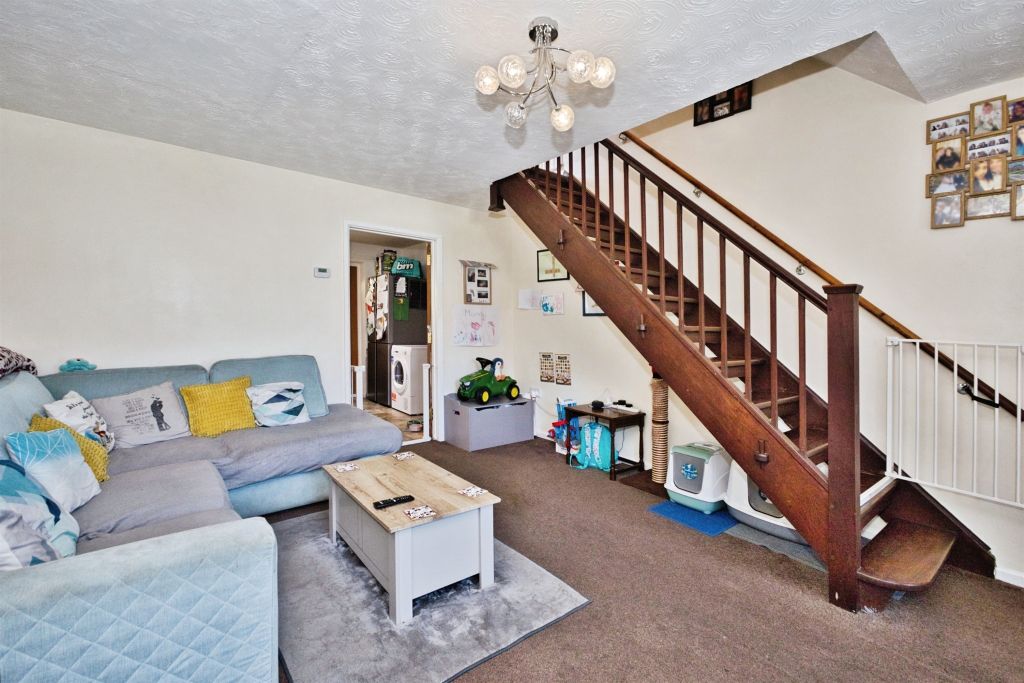 Property photo 3 of 14