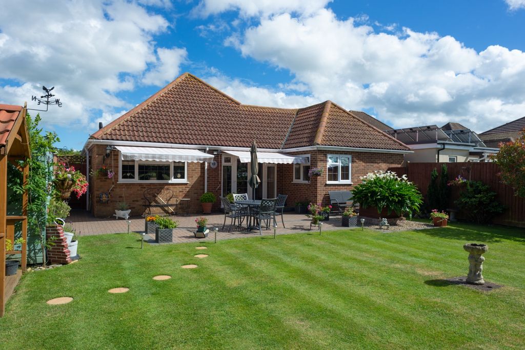 Property photo 1 of 22 3943520