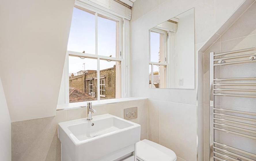 Property photo 3 of 3 25 Fitzroy Square 3 20.01.Png