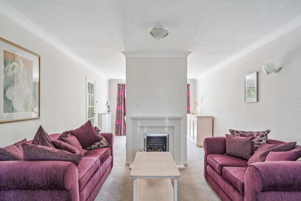 Property photo 2 of 31 Photo 15