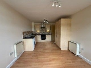 Property photo 2 of 10 Kitchen Area
