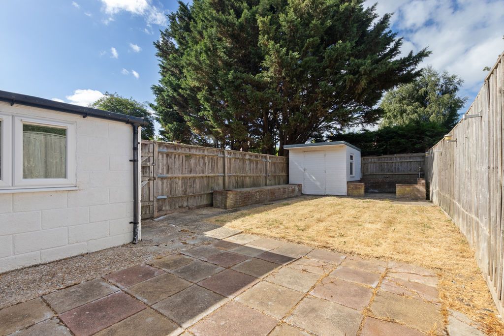 Property photo 2 of 16 Photo 10