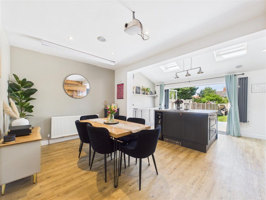 Property photo 2 of 14 Dining Kitchen