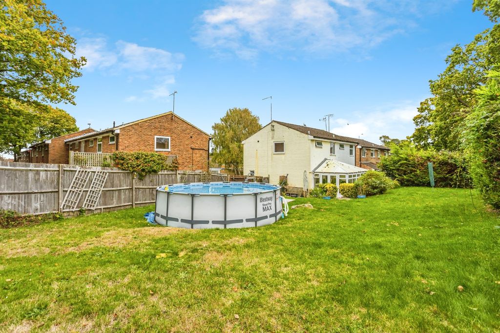 Property photo 2 of 14