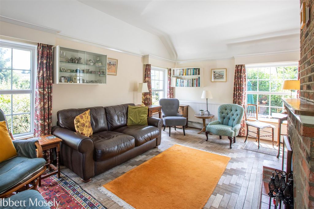 Property photo 2 of 13 51 Sitting Room - Cropped.Jpg